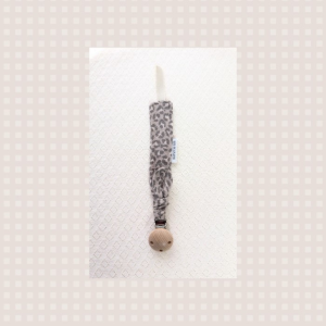 Tête de lylotte – Attache tétine graou grey