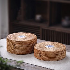 Boîte de rangement en rotin tissé à la main avec couvercle style andalous
