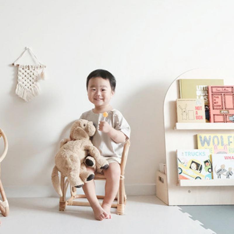 Mini Fauteuil carré en rotin pour enfants – Image 2