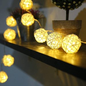 Guirlande lumineuse en rotin en forme ronde