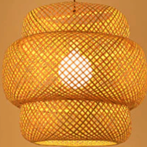 Lampe suspendue sophistiquée en rotin