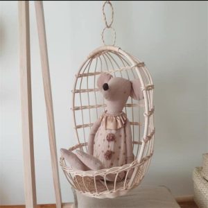 Panier de rangement nordique suspendu en rotin pour jouets