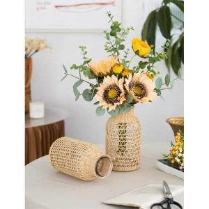 Vase en verre avec décoration en tissée style artisanal carrés